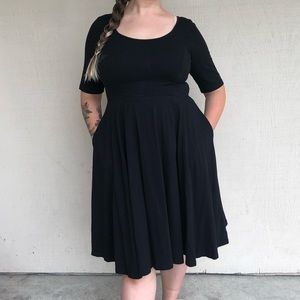 Eshakti high waisted circle swing dress black